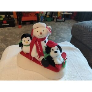 Hallmark 2007 Jingle Pals Snowman Sleigh Ride Musical Animated Sled Penguin Dog